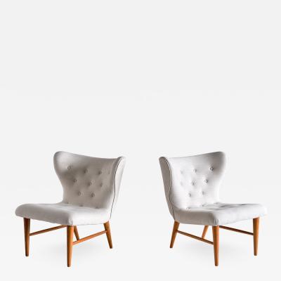 Eric Bertil Karl n Eric Bertil Karl n Pair of Lounge Chairs in Ivory Linen and Elm Sweden 1940s