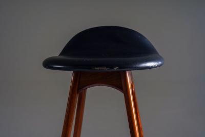 Erik Buch Erik Buch Bar Stools Model OD 61 for Odense M belfabrik Denmark 1960s