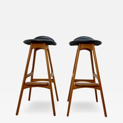 Erik Buck 1960s Pair of Erik Buch Od61 Barstools