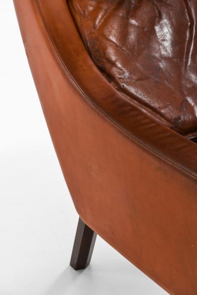 Erik Ole J rgensen Easy Chairs with Stools Produced by Selectform
