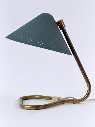 Erik W rn Lovely Mid Century Brass Table Lamp by Erik W rn for Gnosj Sweden 1950s