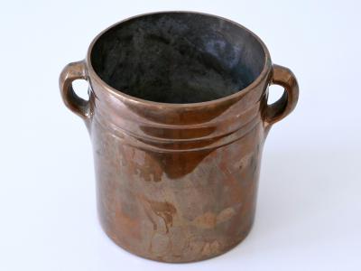 Esa Fedrigolli Exceptional Bronze Champagne Cooler or Ice Bucket by Esa Fedrigolli for Esart