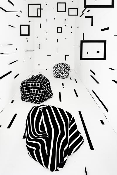 Esther Stocker WRINKLE PLANET KNITTERPLANET stool medium size