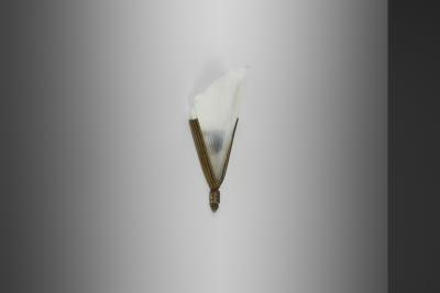 Etablissements Jean Gauthier Art Deco Wall Lamp for tablissement Jean Gauthier France 20th Century