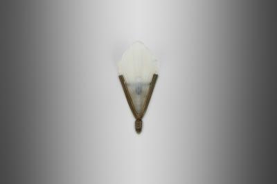 Etablissements Jean Gauthier Art Deco Wall Lamp for tablissement Jean Gauthier France 20th Century