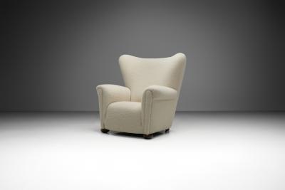 European Armchair in White Upholstery Europe 20th Century