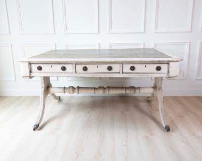 European Early 19th Century Partners Desk with Bronze Mounts and Leather Top