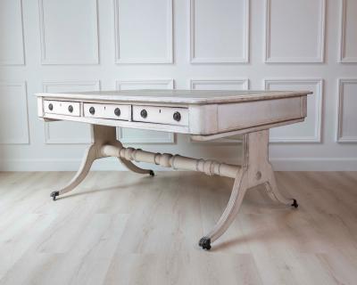 European Early 19th Century Partners Desk with Bronze Mounts and Leather Top