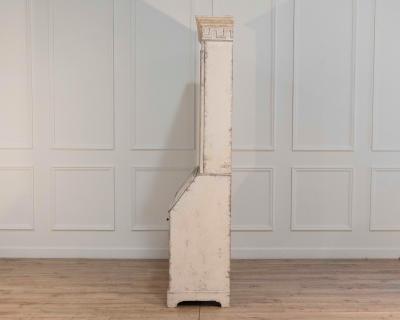 European two part vitrine cabinet with fine carvings circa 1790