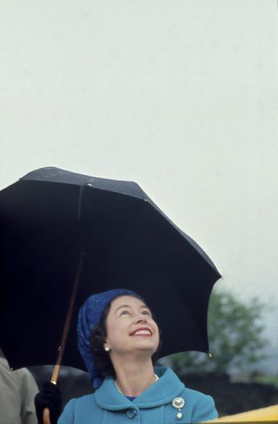 Eve Arnold Queen Elizabeth II in Manchester