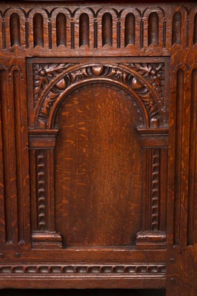 Exceptional Elizabeth I Carved Oak Coffer