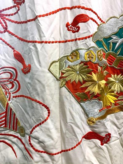 Exceptional Embroidered Vintage Japanese Ceremonial Kimono
