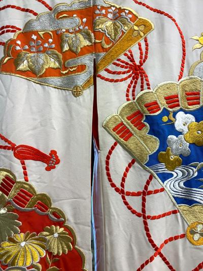 Exceptional Embroidered Vintage Japanese Ceremonial Kimono