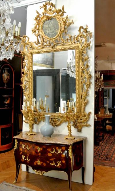 Exceptional Italian 18 Century Carved Gilt Wood Mirror Tuscany 1740