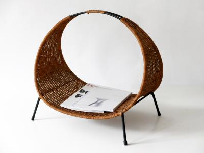 Exceptional Large Mid Century Modern Wicker Magazine Rack or Stand 1960s Italy