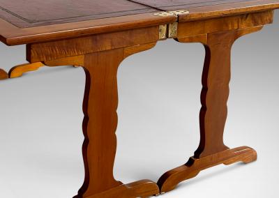 Expanding Coffee Table in Mahogany by Jean Michel Frank