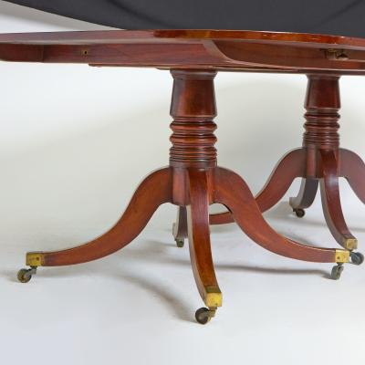 Exquisite Antique English George III Style Mahogany Wood Dining Table