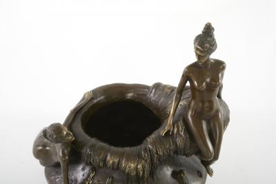 Exquisite Art Nouveau Style Bronze Piece Vase