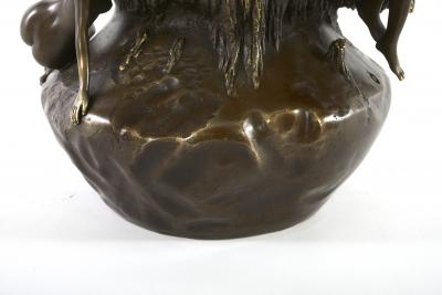 Exquisite Art Nouveau Style Bronze Piece Vase