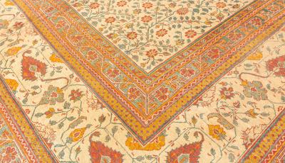 Extra Large Antique Indian Botanic Handmade Wool Agra