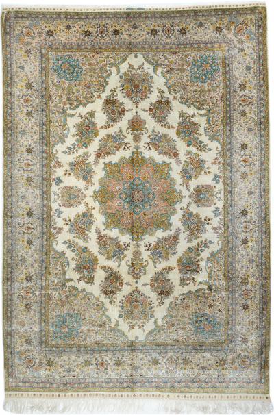 Extremely Fine Turkish Silk Hereke Rug 6 6 x 9 6 