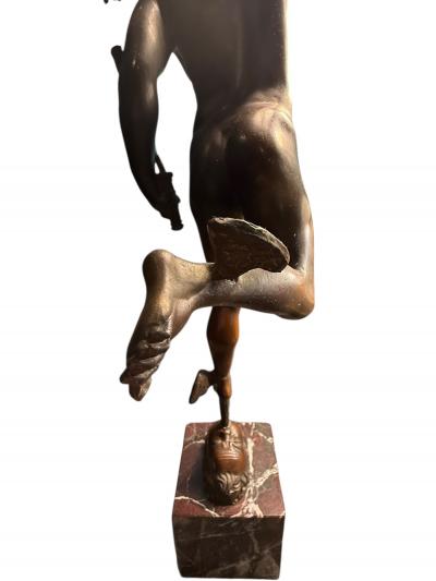 FANTASTIC ANTIQUE BRONZE OF MERCURY ON ROUGE MARBLE PLINTH