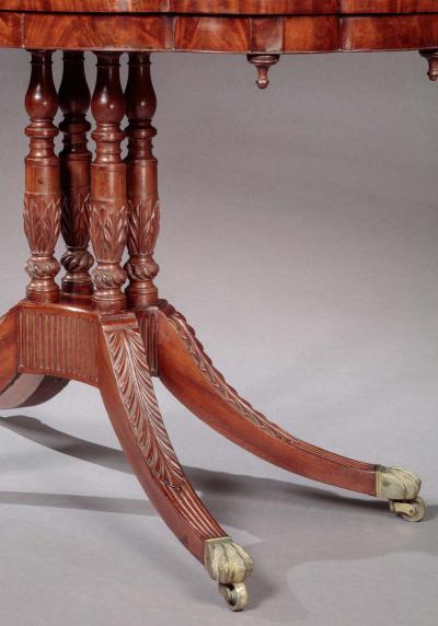 FEDERAL CLUSTER COLUMN CARD TABLE