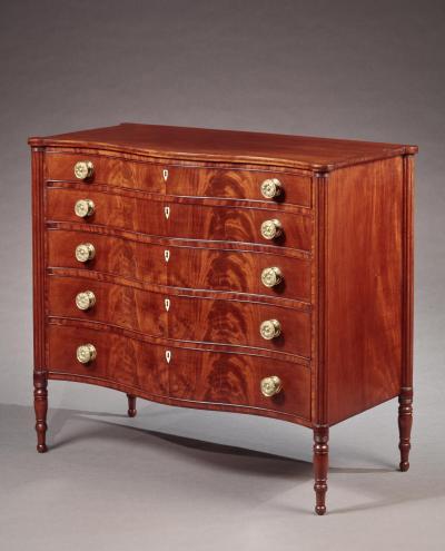 FEDERAL SERPENTINE CHEST Attributed to the Workshop of Judkins and Senter Copy