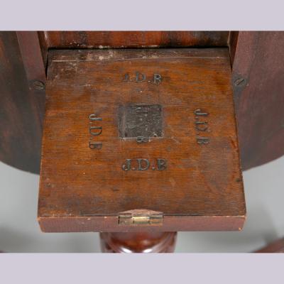 FEDERAL TILT TOP CANDLESTAND