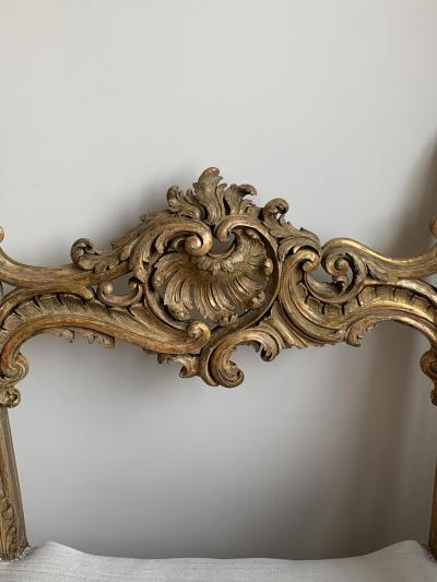 FINE 19TH CENTURY ITALIAN VENETIAN CARVED GILTWOOD ARMCHAIR