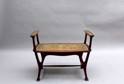 FINE FRENCH ART NOUVEAU UPHOLSTERED MAHOGANY BENCH