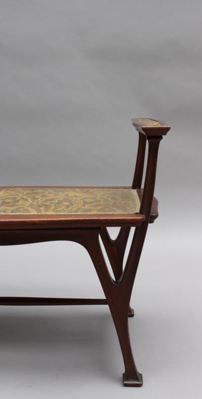 FINE FRENCH ART NOUVEAU UPHOLSTERED MAHOGANY BENCH