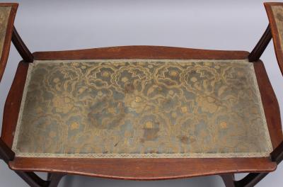 FINE FRENCH ART NOUVEAU UPHOLSTERED MAHOGANY BENCH
