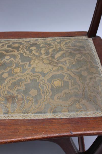 FINE FRENCH ART NOUVEAU UPHOLSTERED MAHOGANY BENCH