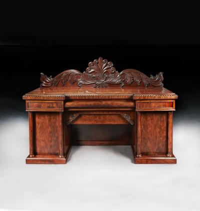 FINE QUALITY MAHOGANY WILLIAM IV BREAKFRONT FRONT SIDEBOARD