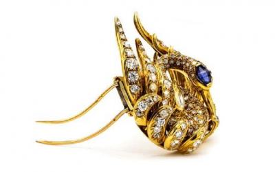 FRENCH 18K YELLOW GOLD SWAN BROOCH