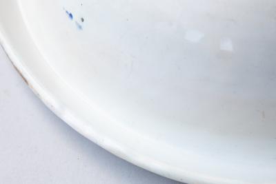 FRENCH 18TH CENTURY BOWL OR SERVING DISH