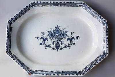 FRENCH 18TH CENTURY OCTAGONAL PLATTER OR SERVING DISH