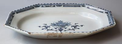 FRENCH 18TH CENTURY OCTAGONAL PLATTER OR SERVING DISH