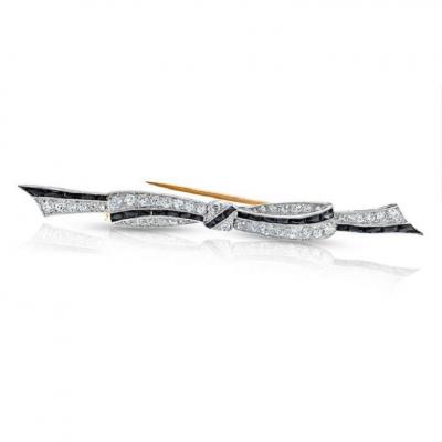 FRENCH PLATINUM OLD MINE CUT AND FRENCH CUT ONYX LONG BOW BROOCH