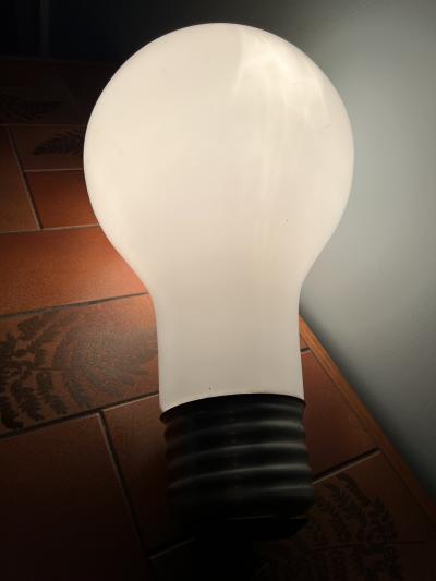 FUN GIANT POP ART GLASS LIGHTBULB LAMP