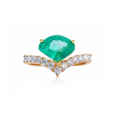 Fancy Shape Natural Colombian Emerald in 18k Rose Gold