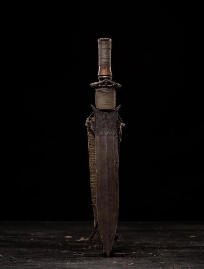 Fang Short Sword with wood and snakeskin Sheath Gabon