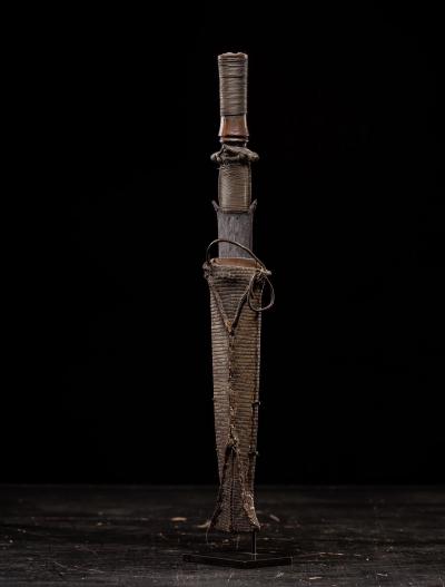 Fang Short Sword with wood and snakeskin Sheath Gabon
