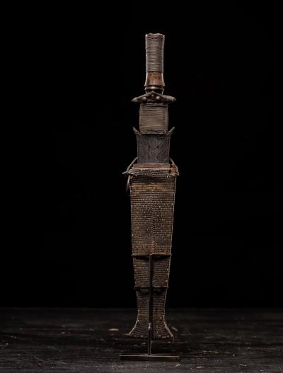 Fang Short Sword with wood and snakeskin Sheath Gabon
