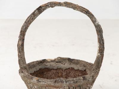 Faux Bois Basket Garden Ornament