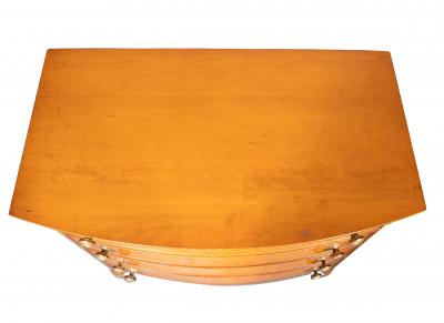 Federal Birdseye Maple Bow Front Chest Of Drawers
