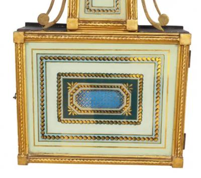 Federal Giltwood Banjo Clock