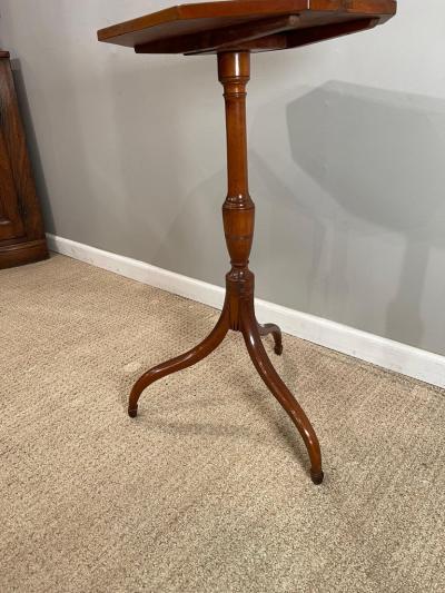 Federal Tiger Maple Tripod Table American Early 19th Century