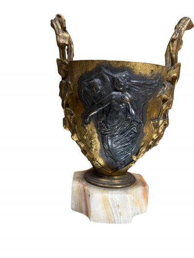 Ferdinand Barbedienne 19TH CENTURY PAIR OF FRENCH BRONZE NUDE SCENE URNS ON ONYX BASES